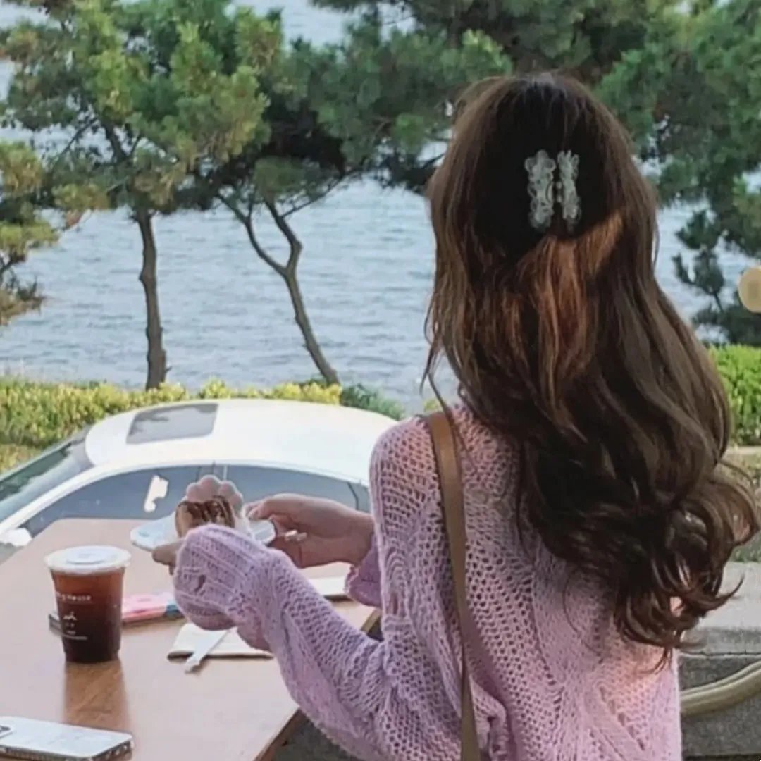 两极对立